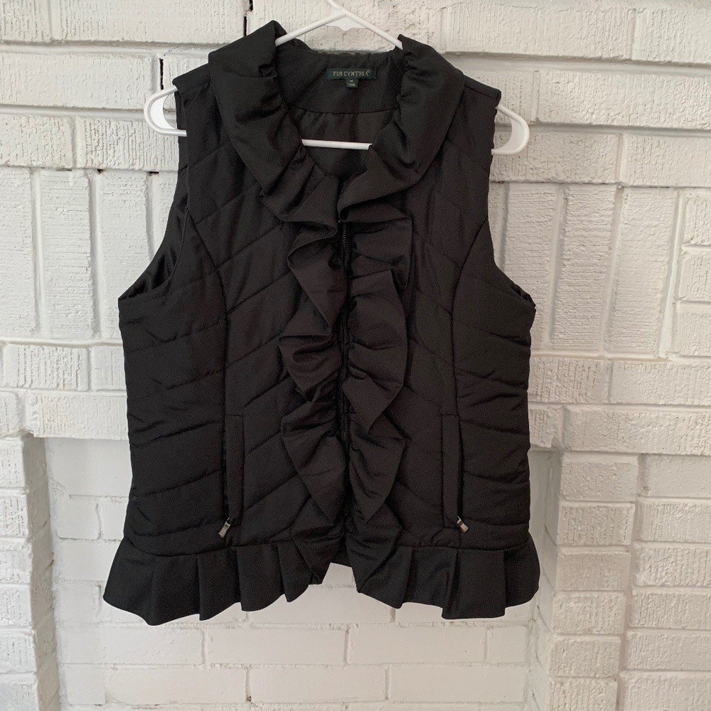 Ruffled Vest Womens Medium